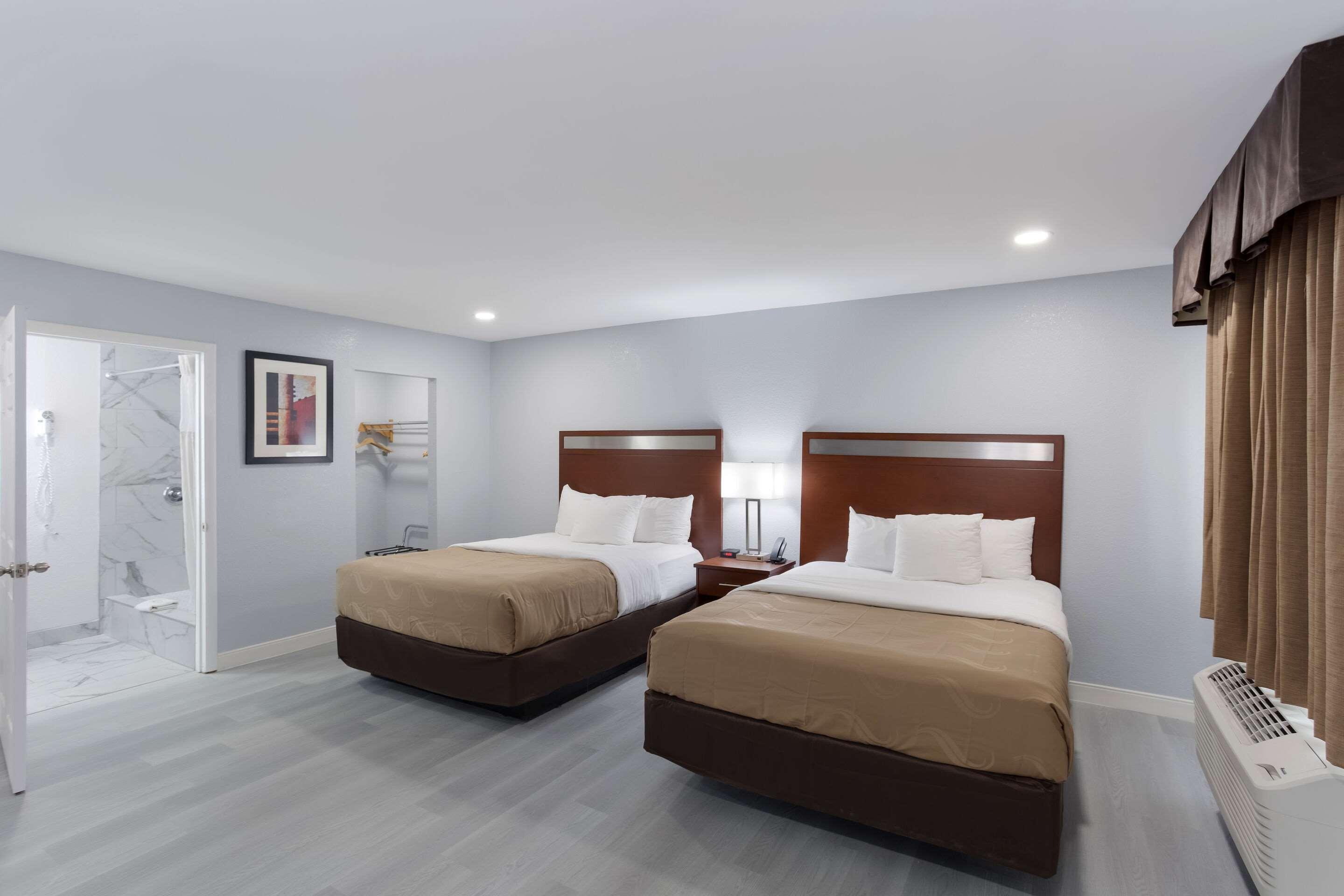 Quality Inn Redding Near I-5 מראה חיצוני תמונה