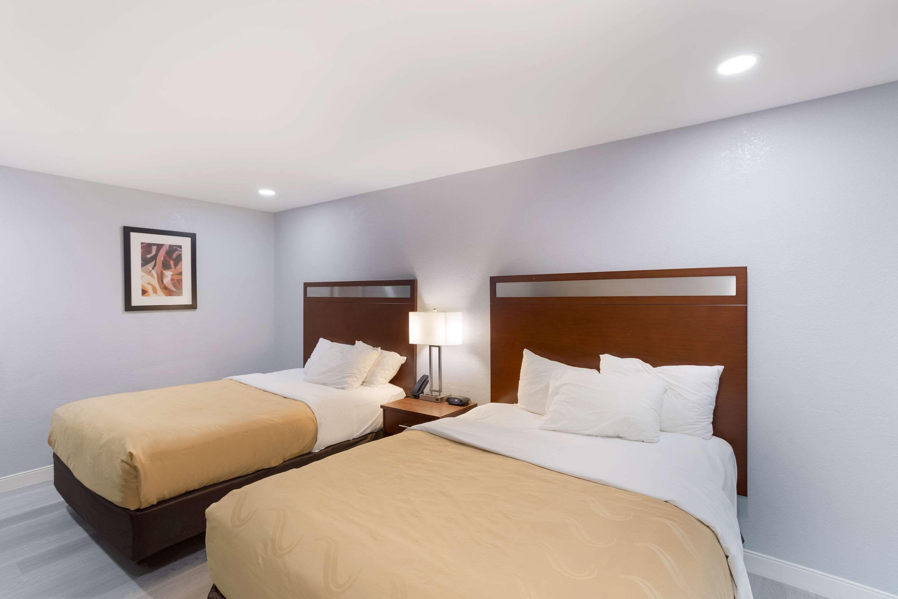 Quality Inn Redding Near I-5 מראה חיצוני תמונה