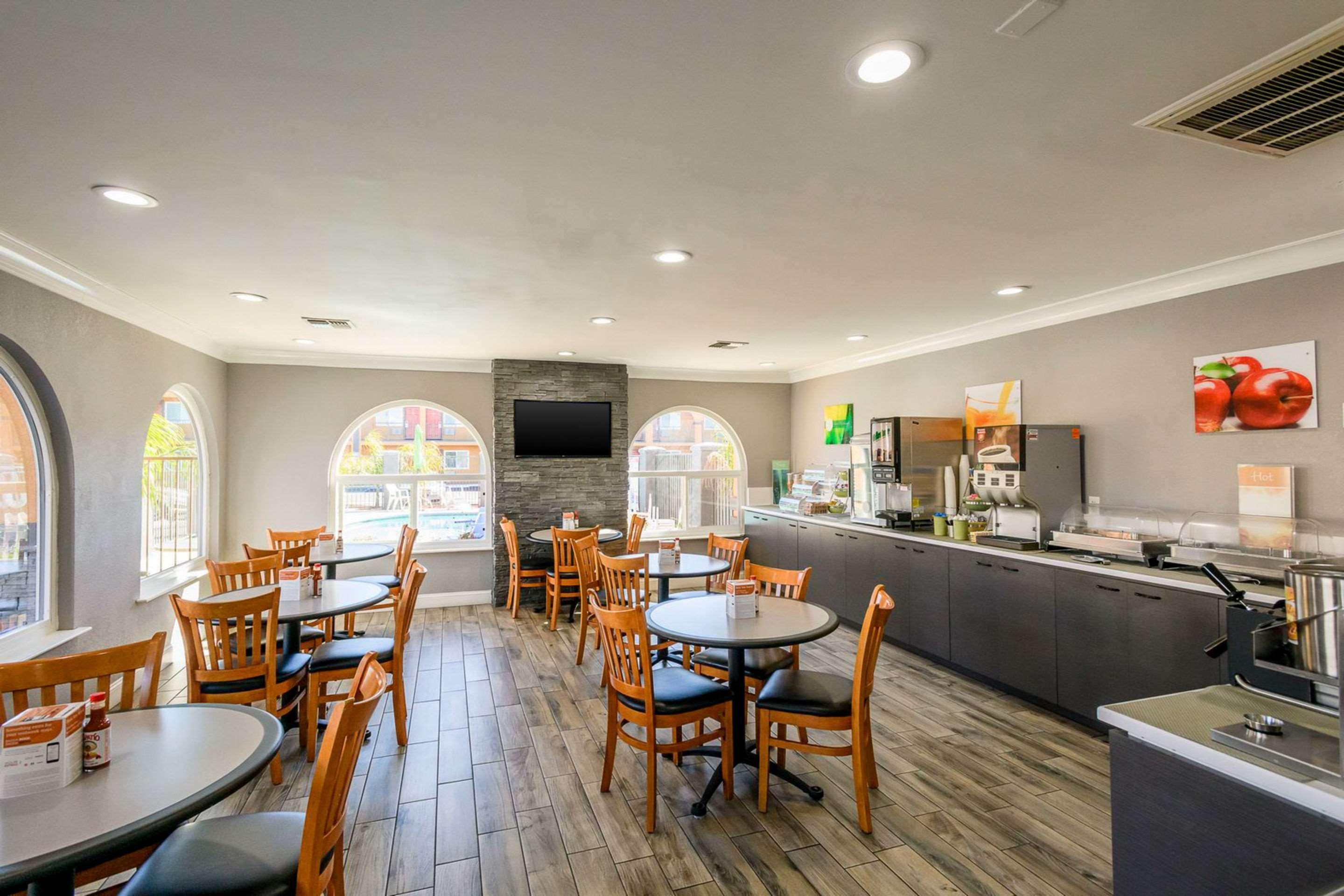 Quality Inn Redding Near I-5 מראה חיצוני תמונה