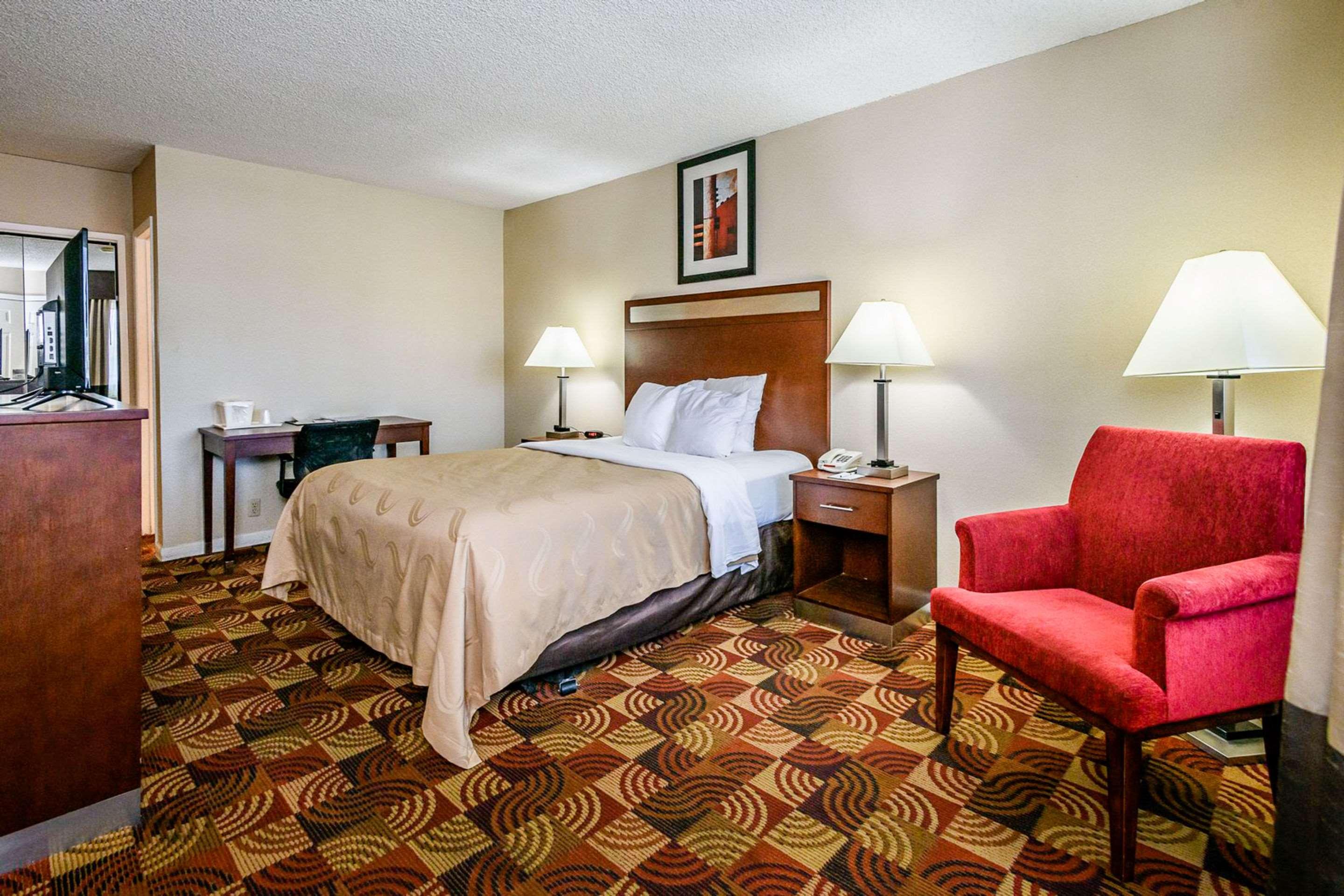 Quality Inn Redding Near I-5 מראה חיצוני תמונה