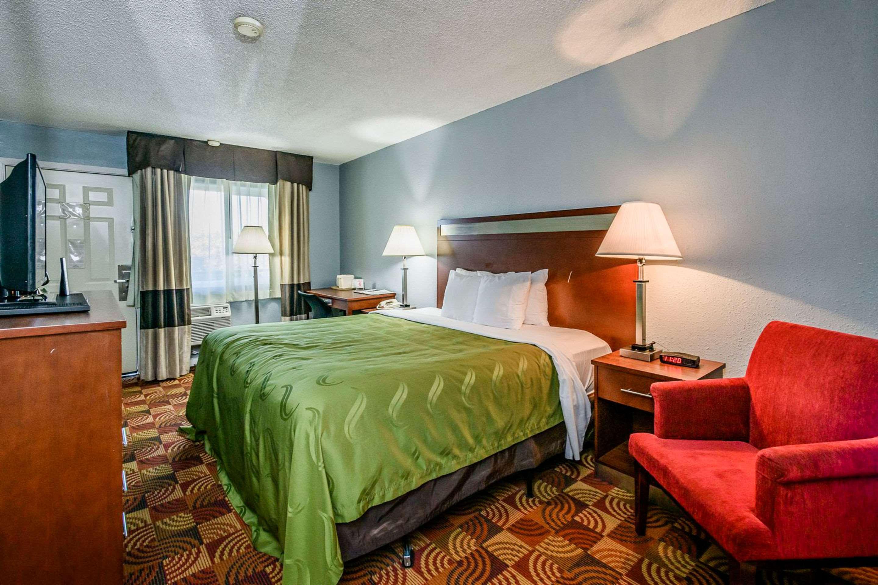 Quality Inn Redding Near I-5 מראה חיצוני תמונה