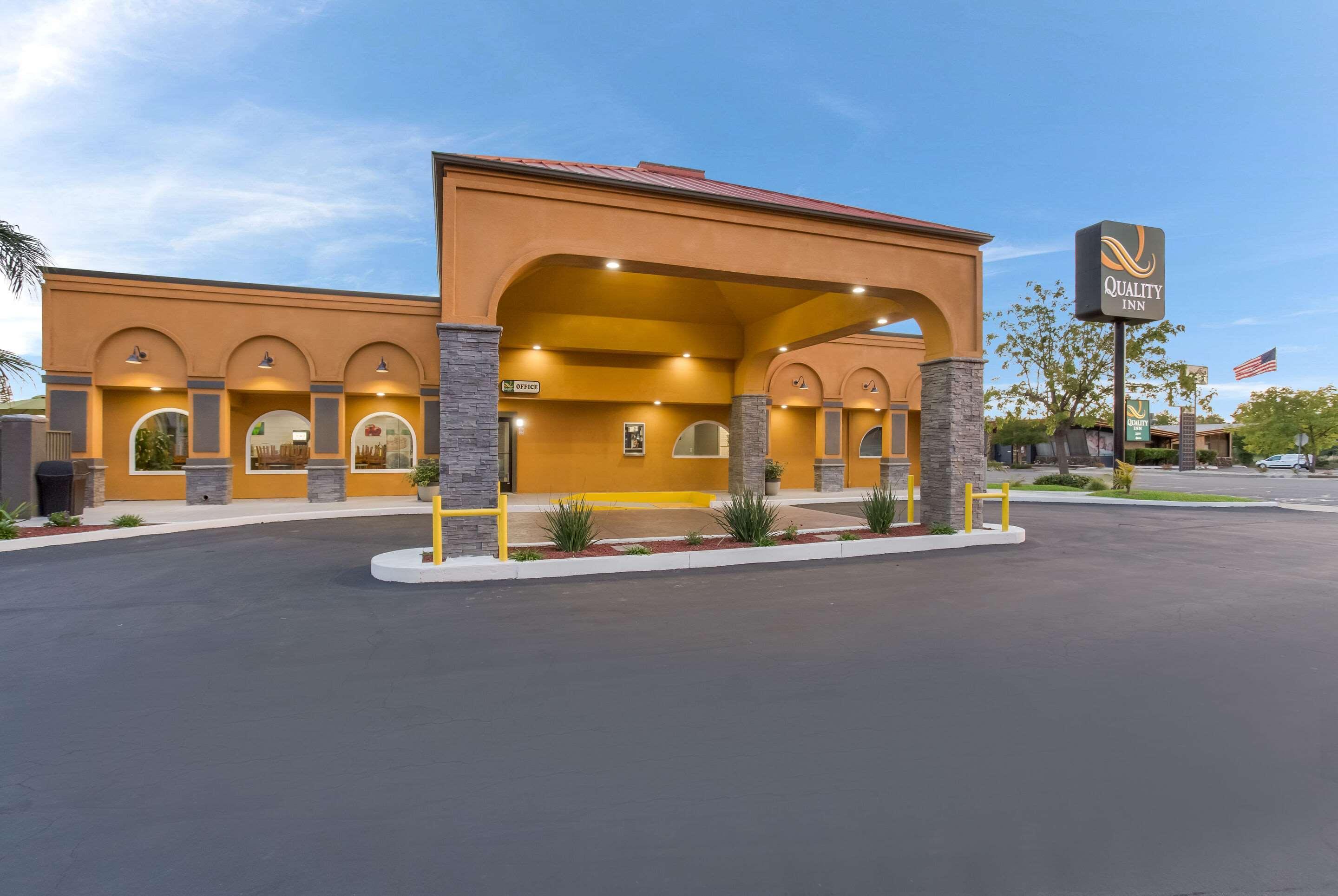 Quality Inn Redding Near I-5 מראה חיצוני תמונה
