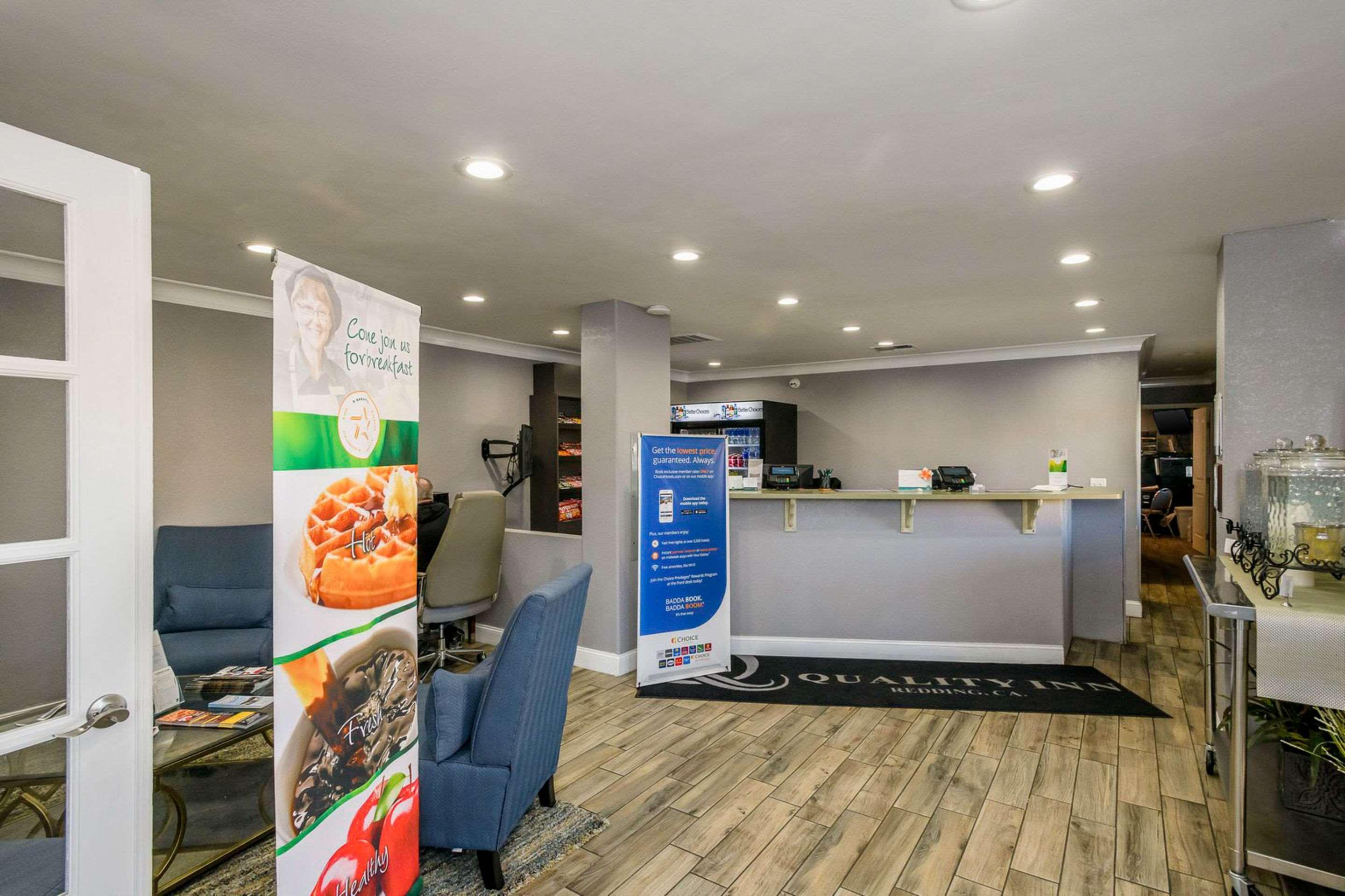 Quality Inn Redding Near I-5 מראה חיצוני תמונה