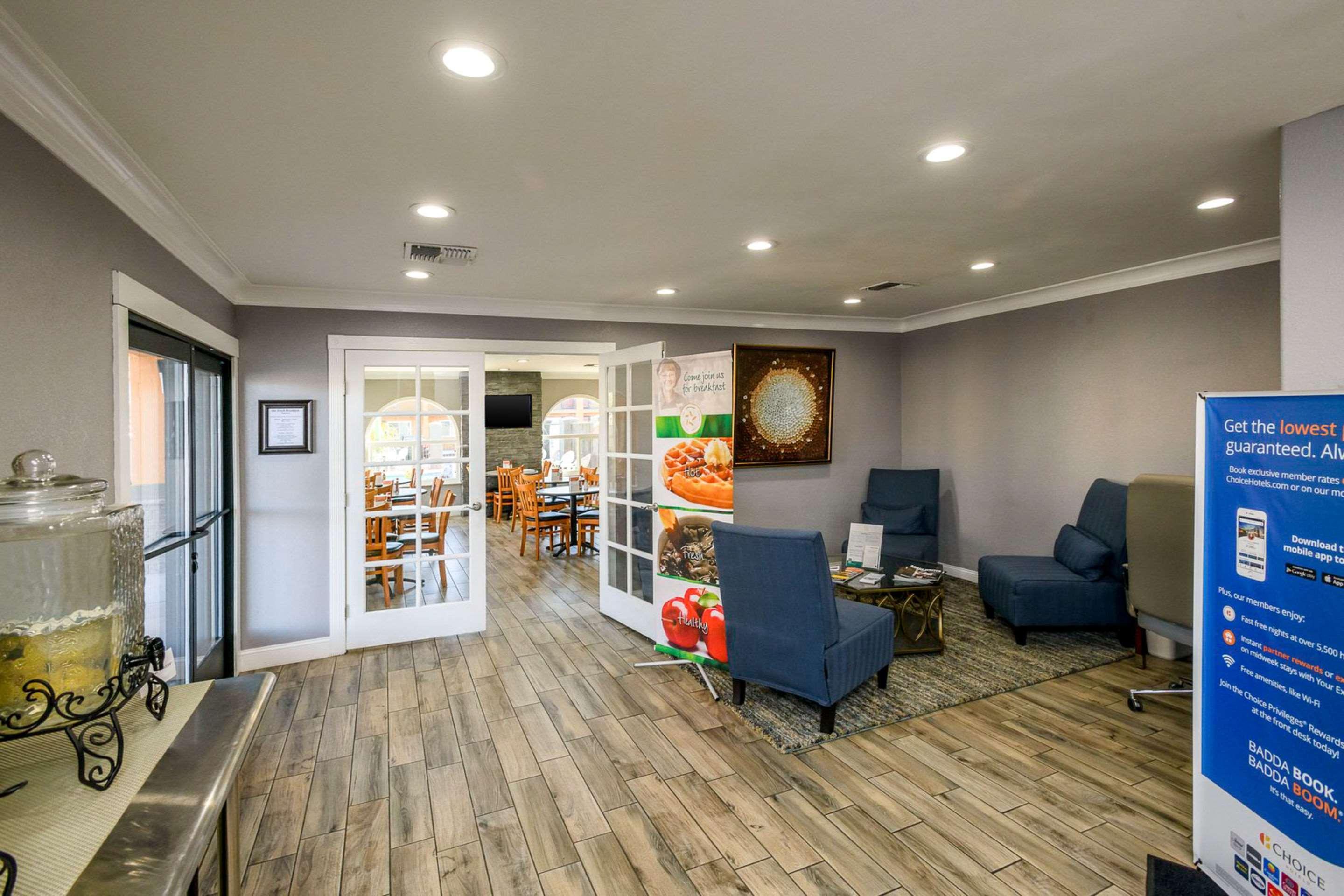 Quality Inn Redding Near I-5 מראה חיצוני תמונה