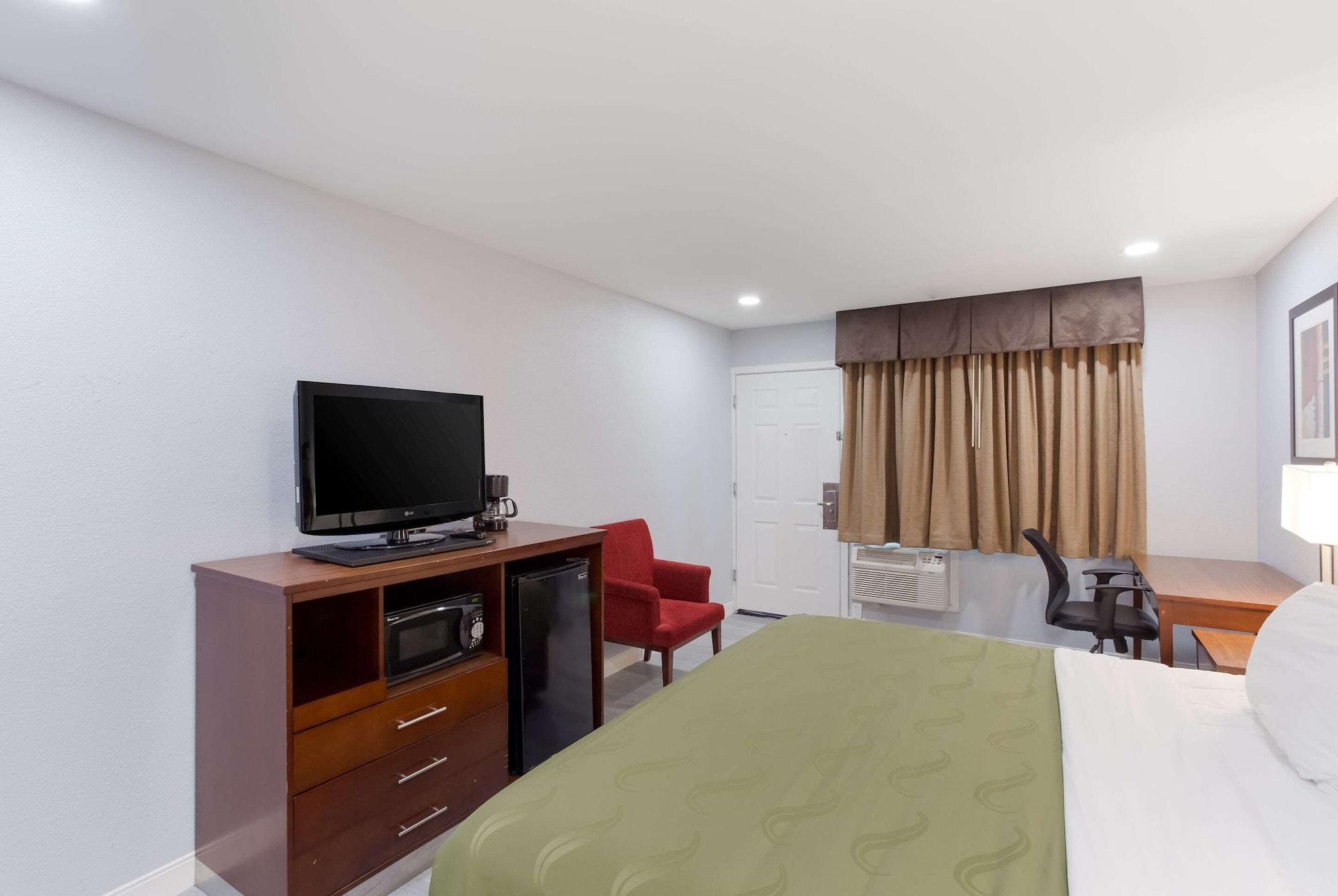 Quality Inn Redding Near I-5 מראה חיצוני תמונה