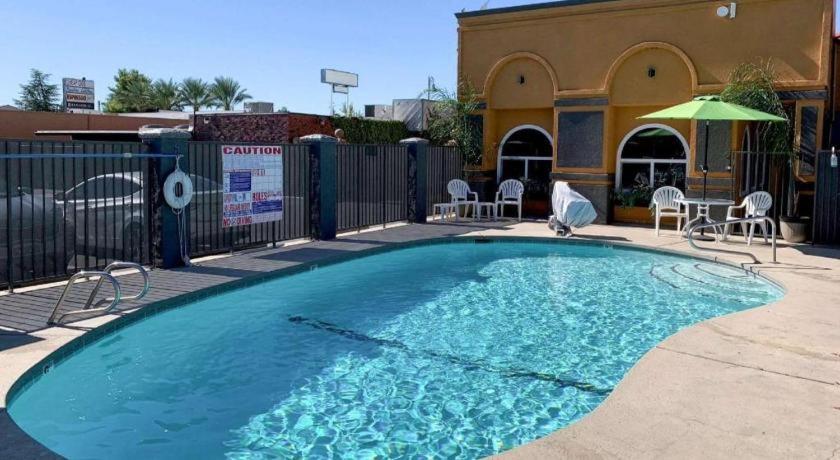 Quality Inn Redding Near I-5 מראה חיצוני תמונה